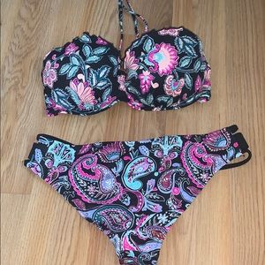 Bikini set, BARELY WORN, basically brand new!